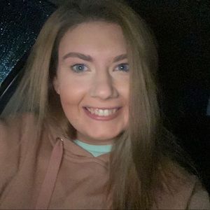 Meet your Posher, Macie